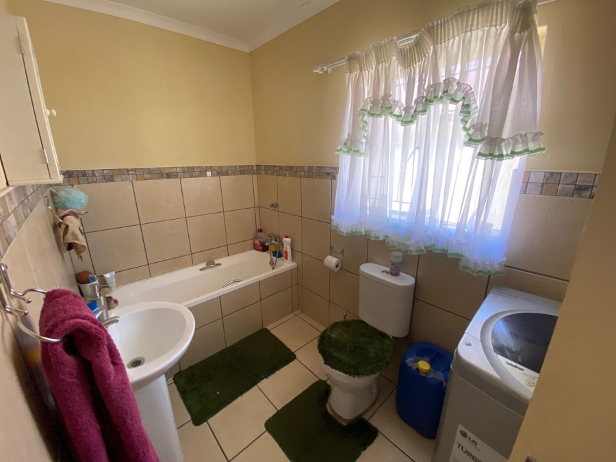 10 Bedroom Property for Sale in Orkney North West